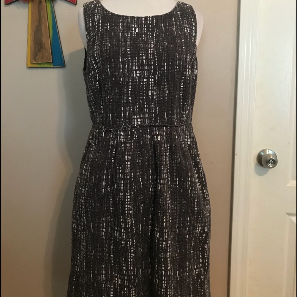 J crew dress with pockets. Navy and cream.